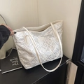 Borsa tote crema stile etnico con motivi jacquard geometrici e etichetta in pelle - Stile di base / Bianco