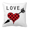 Housse de coussin blanche en peau de pêche avec lettres LOVE et cœur à carreaux - Lettres LOVE avec Flèche à travers Cœur à Carreaux (6)