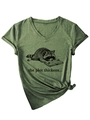 V-hals T-shirt in gemêleerd groen met wasbeer-print en een modieuze knoop aan de zoom - S / Olijfgroen (Zwarte Wasbeerprint)