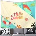 Hello Summer Strand Wandteppich mit Seestern und Surfbrett Dekor über einem Sofa - Seestern Muschel Surfbrett Stil (7)