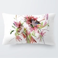 Housse de coussin rectangulaire blanche avec motif aquarelle d'oiseaux et de fleurs - 30cm x 50cm / Style Deux Oiseaux Et Fleurs Roses