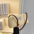 Sac bandoulière en paille avec boucle nœud argenté et longue bandoulière en cuir - Marron