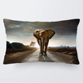 Funda de cojín 30x50cm de terciopelo suave con elefante africano y puesta de sol en la carretera - 30cm x 50cm / Elefante en la Carretera Atardecer (12)