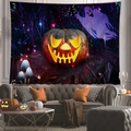 Arazzo di Halloween con zucca e fantasma appeso sopra un divano in stile foresta - Foresta Fantasma Zucca (3) / 100x70cm (Pelle di pesca)