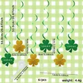 Decorazioni a spirale verdi e oro per San Patrizio con trifogli e scritta Lucky - Ornamento a Spirale con Trifoglio