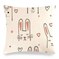 Detail der Leinenstruktur und des handgezeichneten Osterhasen-Drucks auf dem Kissenbezug - Warm Nordic Bunny