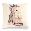 Paashaas linnen kussensloop met bloemenkrans en Somebunny Loves You decoratieve tekst - Theekopje Konijn (Somebunny Loves you) (4)