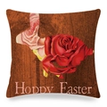 Dettaglio federa Hoppy Easter con sagoma di coniglio floreale su trama effetto legno - Silhouette di coniglio con fiori di rosa su legno scuro