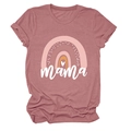 Detail eines staubrosa Mama-Regenbogen-T-Shirts mit Baumwollstruktur und Grafikdruck - S / Oberteile / Roségold (Weißen Text)