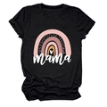 Detail des Boho-Regenbogen-Aufdrucks und Mama-Schriftzugs auf schwarzem Baumwoll-T-Shirt - S / Oberteile / Schwarz (Weißen Text)