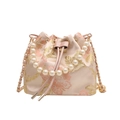 Sac seau en soie rose avec broderie florale dorée et poignée élégante en perles - Grande Fleur Rose
