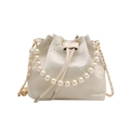 Borsa a secchiello in raso bianco con ricamo floreale e manico di perle di lusso - Bianco
