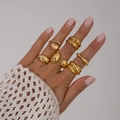 Ensemble de bagues géométriques dorées goutte d'eau avec finition miroir pour femme - Ensemble de Bagues Géométrique Organique Doré Clair (6236)
