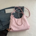 Sac à bandoulière rose grande capacité avec chaîne et texture plissée effet marbre - Sans Pendentif / Rose