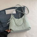 Sac à bandoulière vert menthe clair avec texture plissée et chaîne argentée chic - Sans Pendentif / Vert