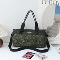 Grand sac de voyage en nylon avec imprimé camouflage vert et bandoulière amovible - Vert