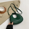 Borsa a spalla a mezzaluna verde scuro con trama intrecciata in pelle sintetica di alta qualità - Verde