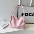 Bolso tote grande de cuero rosa pálido para mujer con diseño minimalista de hombro - Rosa