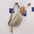 Riñonera de nailon beige con tirador de cremallera tejido y correa ajustable minimalista - Caqui