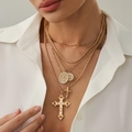 Ensemble de colliers dorés multicouches avec pendentif croix et médailles en strass - Or (06575)