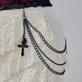 Catena da vita punk nera a più strati con croce in metallo e teschio su abito di pizzo - Stile Nero (01901)