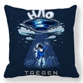 Dettaglio della federa blu con stampa astronauta e UFO in tessuto a pelle di pesca - Stile UFO (Style-6) / Federa 45*45