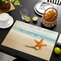 Linnen placemat met realistisch oceaanstranddecor, zeesterprint en zeestijl - Linnen / Stijl-4 (Strandvakantie Oranje Zeester)