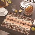 Tovaglietta in lino stile boho con motivi geometrici su un tavolo di legno rustico - Stile Etnico Beige Marrone (Stile-12) / 30x45cm