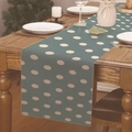 Runner da tavola in lino a righe verde acqua con pois bianchi su tavolo in legno - Blu Teal a Pois Sottili