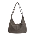 Borsa hobo minimalista marrone scuro con tracolla regolabile e finitura opaca - Verde