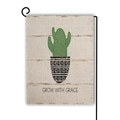 Dettaglio della bandiera da giardino in tela con cactus e scritta Grow With Grace - Vaso a Strisce Grow With Grace (5)