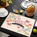 Sottopiatto in lino per la Festa della Mamma con fiori e scritta Happy Mother's Day - Bacche e Farfalla Floreali (Style-10)