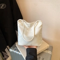 Sac seau en nylon blanc avec broderie Hope and Future et bandoulière ronde - Blanc