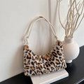 Bolso de hombro chic con estampado de leopardo y correa de cuerda tejida suave - Blanco