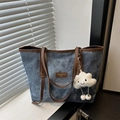 Sac cabas rétro en denim avec anses en cuir marron et pendentif nuage mignon - Avec Pendentif / Bleu