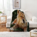 Vue détaillée d'une couverture en flanelle épaisse avec imprimé chien sur un canapé - Chow-Chow Réaliste - Fond Nature (Style-16)