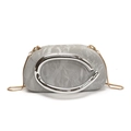 Clutch da sera in acrilico marmo argento con catena dorata e manico a forma di C - Argento