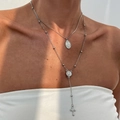 Détail de colliers superposés en argent avec icônes religieuses et pendentif croix - Argent (6108)