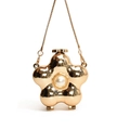 Goldene Abendtasche in Blumenform mit Perle und metallischem Kettenriemen für Damen - Perlenblumen Stil - Gold