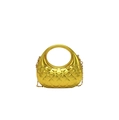 Schicke metallisch goldene Halbmondtasche mit Rautensteppung und Kettenriemen - Rautenmuster-Design / Gold