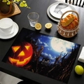 Set de table en lin Halloween avec citrouilles et ciel étoilé sur une table noire - Style Citrouille Maison Ancienne Désert (4) / 30x45
