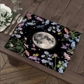 Donkere boho linnen placemat met realistische maan- en wilde bloemen botanische print - Nachtelijke Tuin Maan Stijl (Stijl 26)