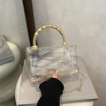 Bolso caja transparente de acrílico con asa de cuentas doradas y textura acolchada - Transparente Geométrico