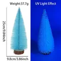 Hellblauer 25cm Fluoreszierender Mini-Weihnachtsbaum mit UV-Lichteffekt und Holzfuß - 25CM Fluoreszierender Blauer Baum