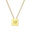 Goldene Edelstahlkette mit quadratischem Relief-Anhänger Buchstabe W auf weißem Grund - Goldener W Buchstabe