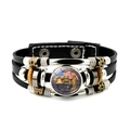 Dettaglio del bracciale in pelle multistrato con ciondolo grafico del 250° US - Stile Ingranaggio in Metallo Vintage (JY9682-9)