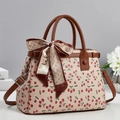 Elegante borsa tote crema con stampe di ciliegie e foulard decorativo sul manico - Albicocca