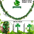 Ghirlanda verde di San Patrizio con trifogli decorativi per allestimenti festivi - Ghirlanda di Tinsel Trifoglio / Confezione da 2 Metri / Verde e Oro