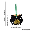 Gnomo in feltro nero con trifoglio dorato glitterato e nastro verde per San Patrizio - Ciondolo Pentola d'Oro / Un Salvadanaio In Feltro Nero Decorato Con Un Trifoglio Dorato Glitterato E Paillettes Arancioni-dorate Con Un Cordino Verde Per Appenderlo.