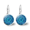 Boucles d'oreilles mandala bleu à dormeuses avec base en métal argenté et dôme en verre - Motif Mandala Bleu (JY00491-4)